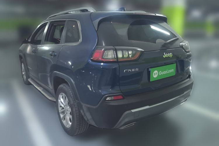 Used Jeep Cherokee 2019 2.0T Two-Wheel Drive Smart Enjoyment Version China VI
