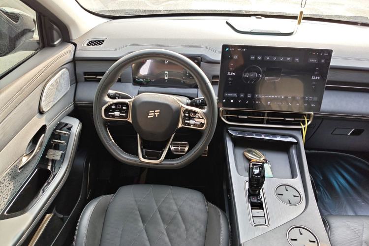 Used JETOUR Shanhai L9 2024 1.5TD 2DHT Max 7-Seater