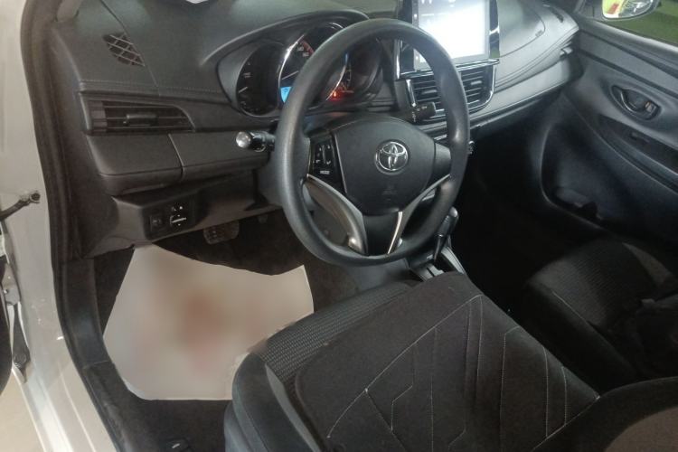 Used Toyota Vios 2021 1.5L CVT Smart Drive Edition Center Console