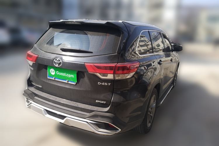 Used Toyota Highlander 2018 2.0T Two-Wheel Drive Luxury Edition 7 Seats China VI Standard
