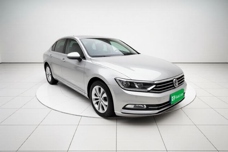 Used Volkswagen Magotan 2017 330TSI DSG Luxury Model