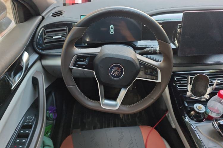 Used BYD Qin PLUS 2024 HONOR Edition DM-i 55KM Leading Model
