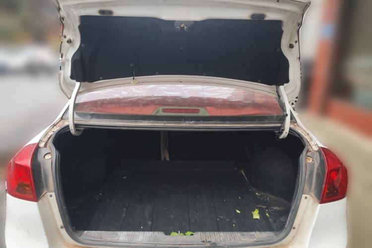 Used Buick Excelle 2015 1.5L Manual Classic Trim
