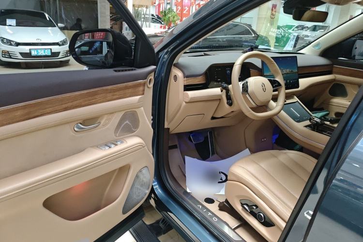 Used Hima AITO M7 2024 1.5T Intelligent Driving 4WD Ultra Version 6 Seats
