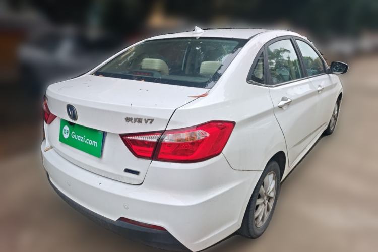 Used Changan Alsvin V7 2015 1.6L Manual Enjoyment Model China IV Standard
