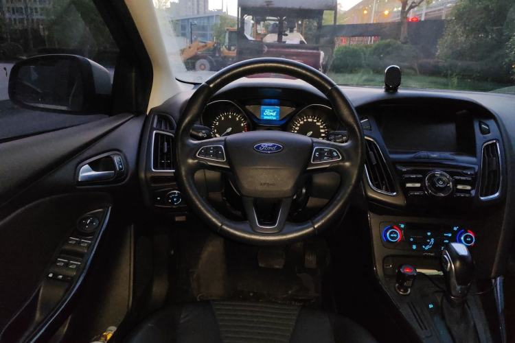 Used Ford Focus 2015 Sedan 1.6L Automatic Trend Model