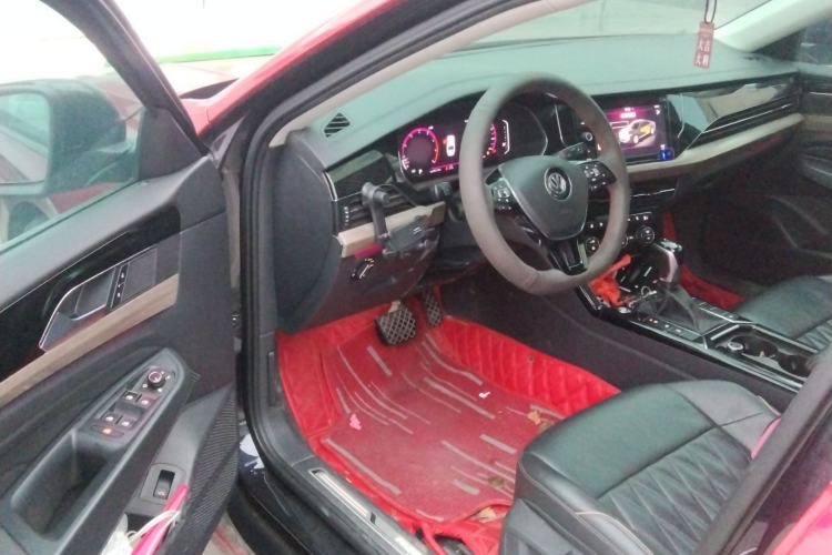 Used Volkswagen Passat 2019 330TSI Luxury Edition China VI Standard