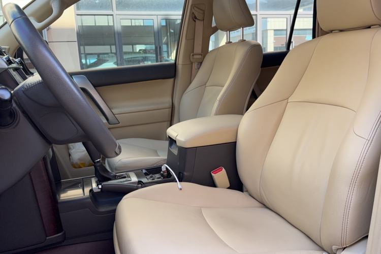 Used Toyota Prado 2014 4.0L Automatic TX-L NAVI