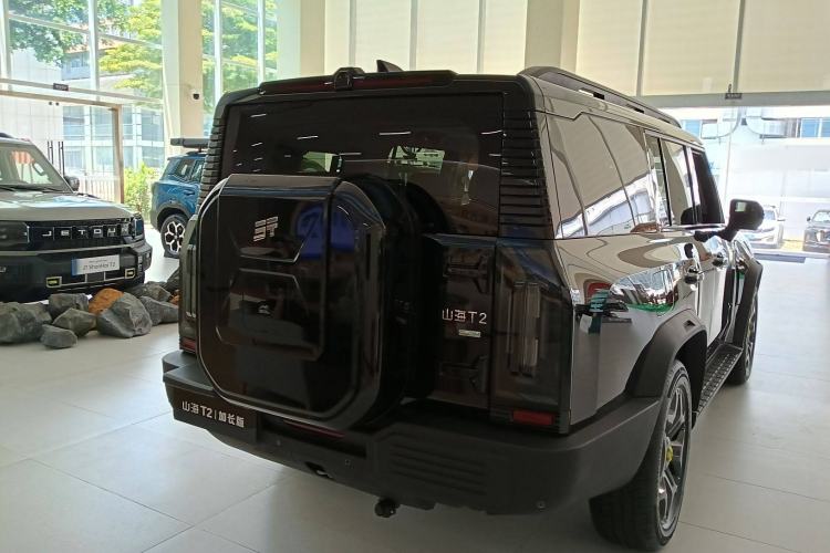 Used JETOUR Traveler C-DM 2025 206km XWD Conquer Extended Version 7 Seats
