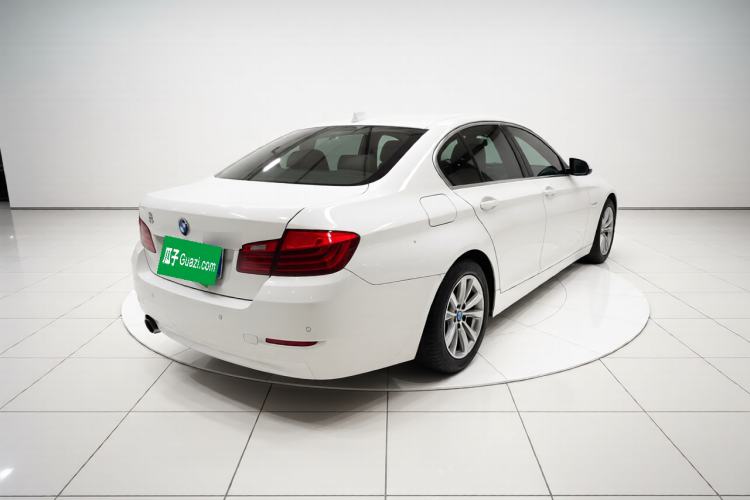 Used BMW 5 Series 2014 520i Elegant Edition