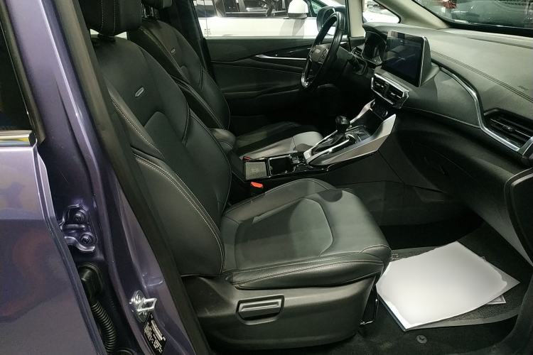 Used SAIC MAXUS G50 2019 1.5T First Edition Automatic Luxury Version 7 Seats Right Front Seat