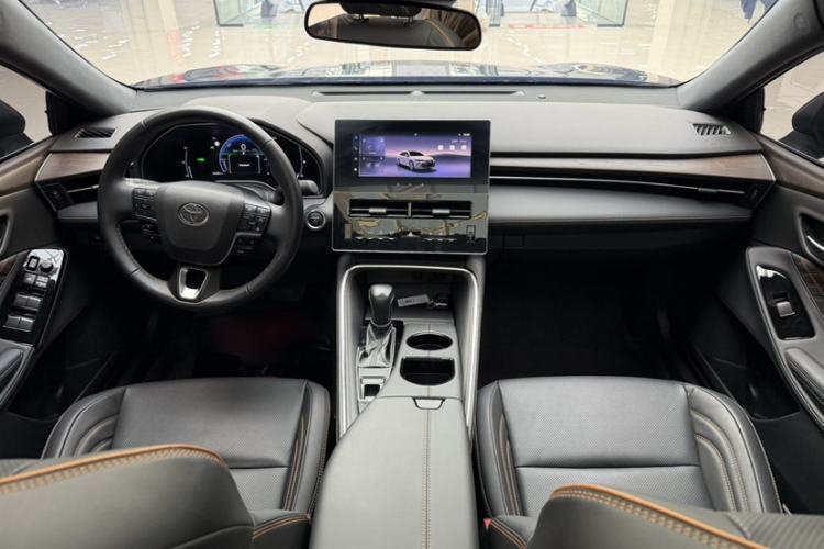 Used Toyota Avalon 2024 Dual-Motor 2.0L Premium Edition