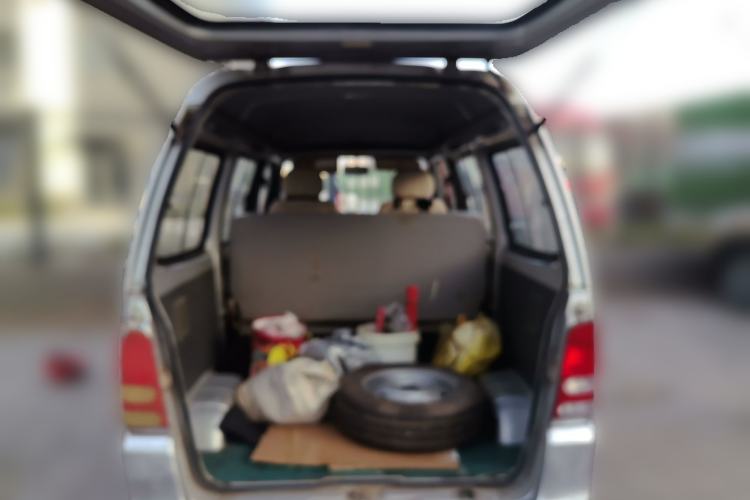 Used FAW Jiabao V52 2011 1.0L Practical Version LJ465QE1
