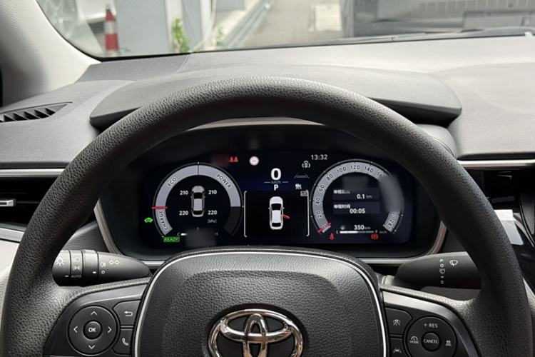 Used Toyota Levin 2024 Smart Electric Hybrid Dual-Motor 1.8L Sport Edition
