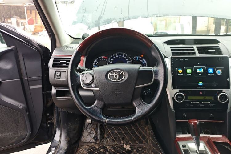 Used Toyota Camry 2013 2.0G Comfort Edition
