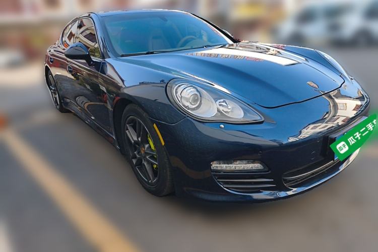 Used Porsche Panamera 2010 Panamera 4 3.6L Front Right 45 Deg
