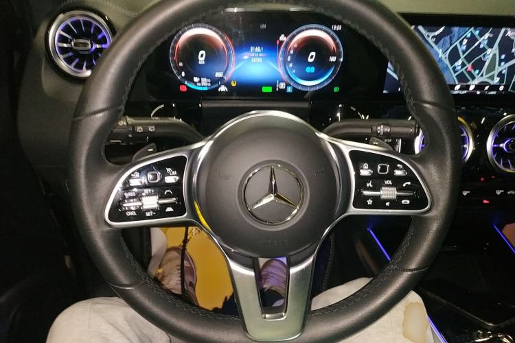 Used Mercedes-Benz EQA 2023-Year Restyled EQA 260
