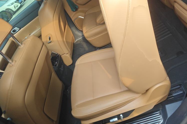 Used Li Auto ONE 2020 Extended-Range 6-Seater Version Left Rear Seat