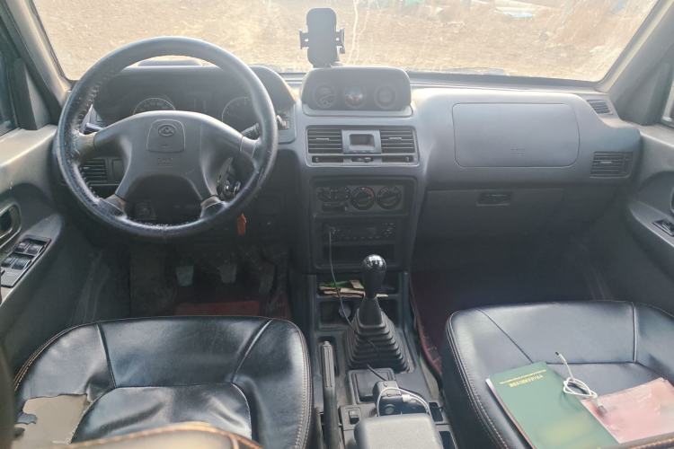 Used Leopaard 6481 2009 2.2L Manual Two-Wheel Drive
