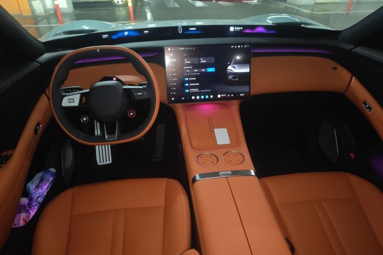 Used Xiaomi Auto YU7 2025 Ultra-Long Range All-Wheel Drive Pro Version
