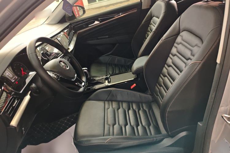 Used Volkswagen Passat 2019 330TSI Elite Edition China VI
