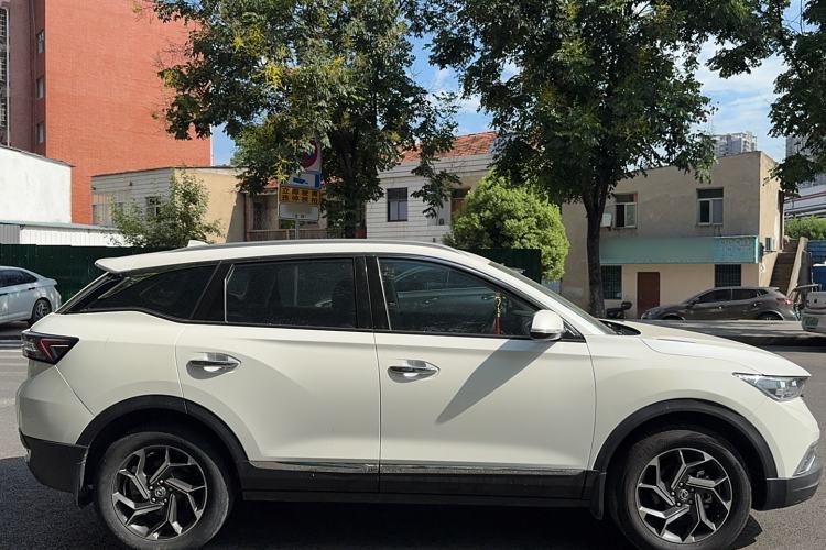 Used Dongfeng Aeolus AX7 2020 1.6T Automatic AI Pioneer Model China VI Standard