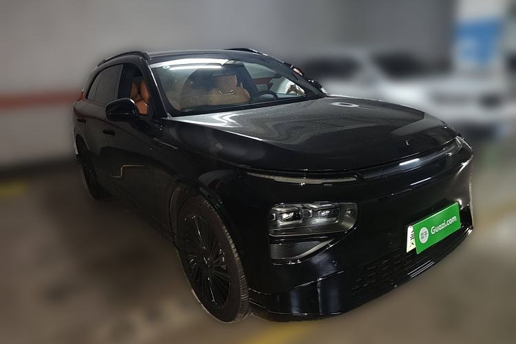 Used XPeng G9 2025 625 Long-Range Max Front Right 45 Deg