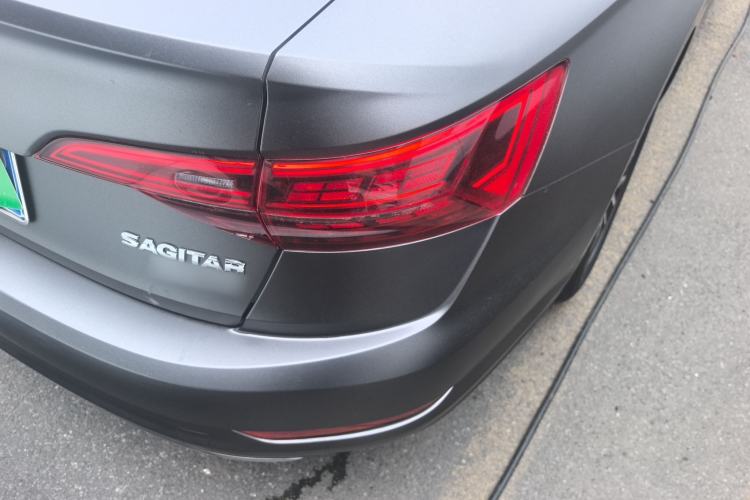 Used Volkswagen Sagitar 2019 280TSI DSG Comfort Version China VI Standard Right Rear Taillight