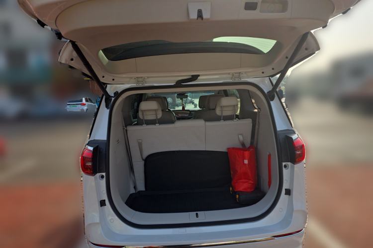 Used Buick GL8 2023 ES Lu Zun Deluxe and Yue Edition