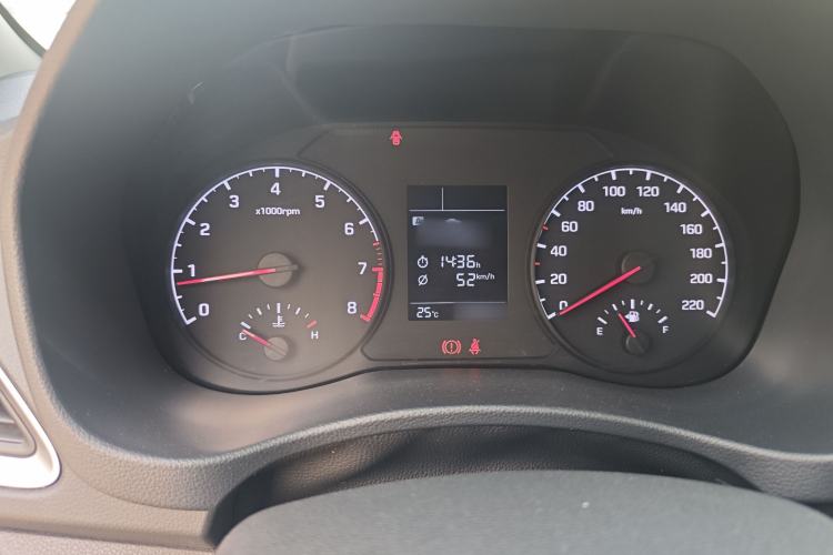 Used Hyundai Verna (new generation) 2016 1.4L Manual Cool Edition GLS Instrument Cluster