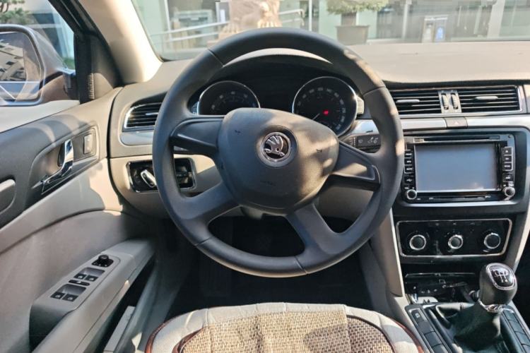 Used Skoda Superb 2013 1.4TSI Manual Shengshi Edition