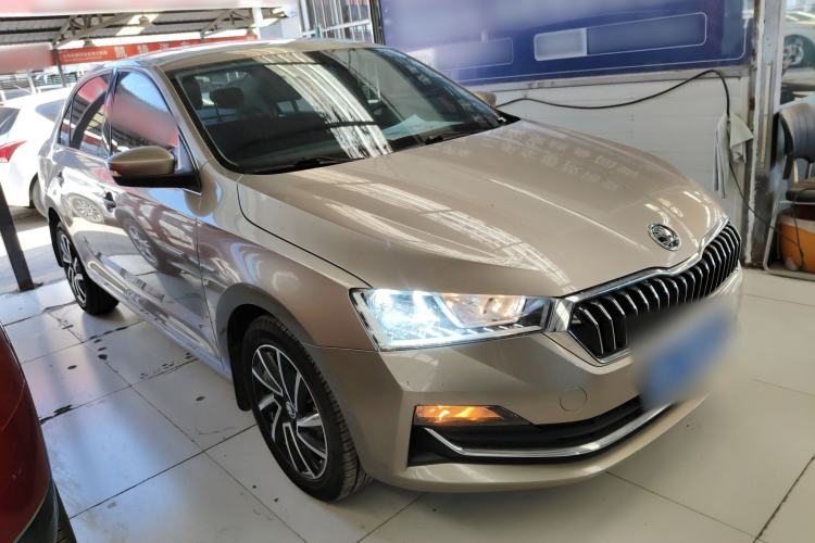 Used Skoda Rapid 2020 1.5L Automatic Comfort Edition
