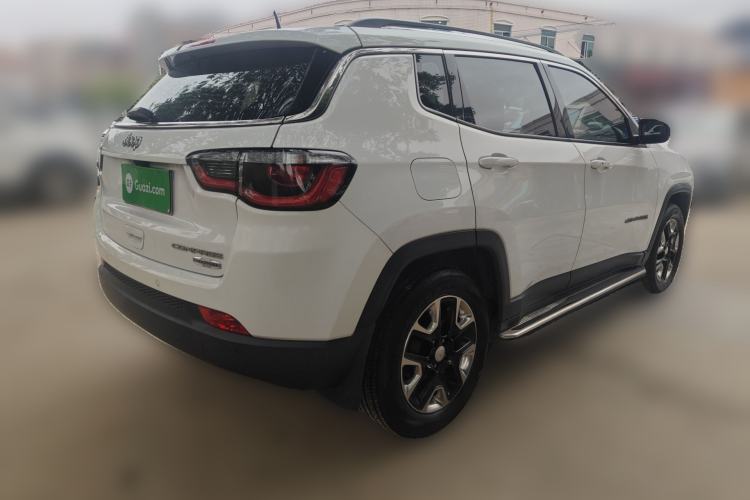Used Jeep Compass 2017 200T Automatic Family Edition
