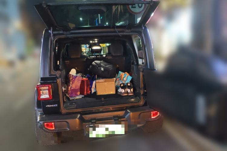 Used Jeep Wrangler New Energy 2021 Four-Door 2.0T 4xe Sahara Trunk