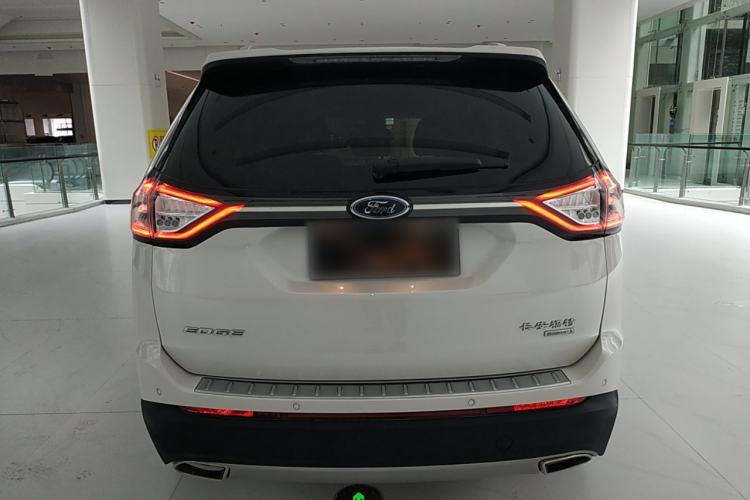 Used Ford Edge 2018 EcoBoost 245 Two-Wheel-Drive Titanium 7-Seater China VI Standard
