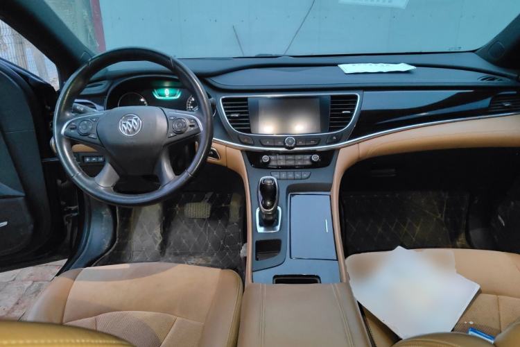 Used Buick LaCrosse 2018 28T Luxury Model