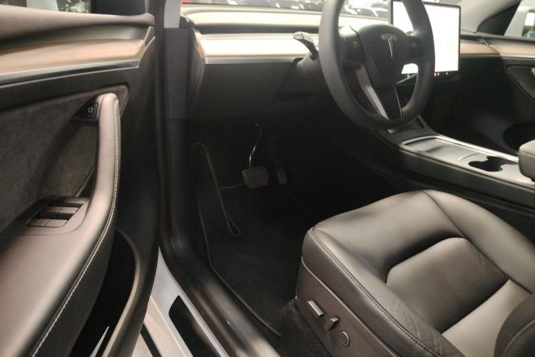 Used Tesla Model Y 2022 Revised Version Long-Range All-Wheel Drive
