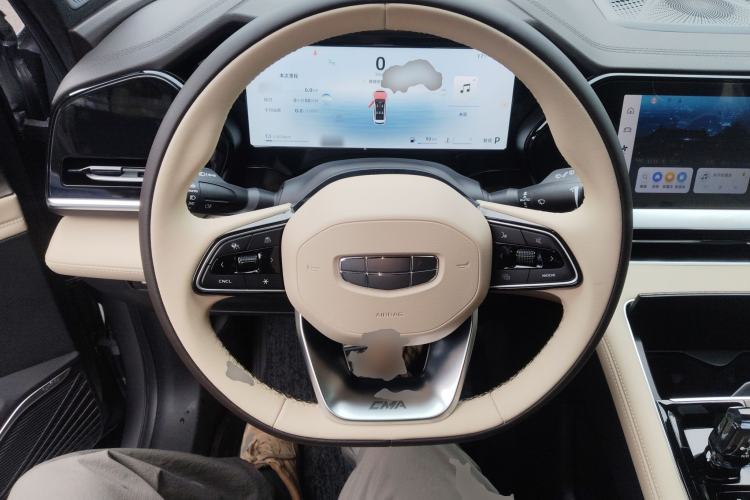 Used Geely Auto Monjaro L 2025 Dongfang Yao 2.0TD Automatic Jinzhao Edition
