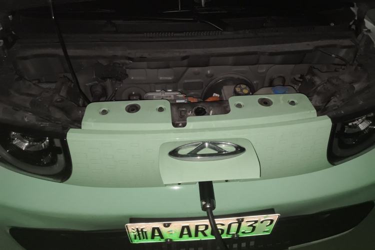 Used Chery QQ Ice Cream 2022 170km Sundae Phosphate Lithium-Ion