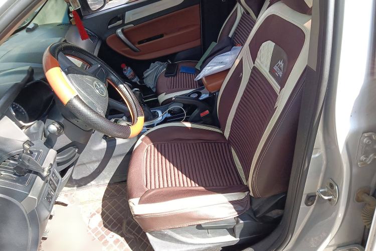 Used JAC Refine S5 2013 2.0T Manual New Edition
