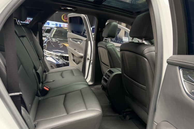 Used Cadillac XT5 2022 2.0T Two-Wheel Drive Luxury Version