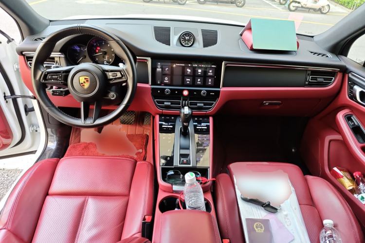 Used Porsche Macan 2023 Macan T 2.0T Center Console