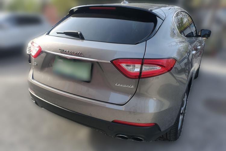 Used Maserati Levante 2016 3.0T Standard Edition Rear Right 45 Deg