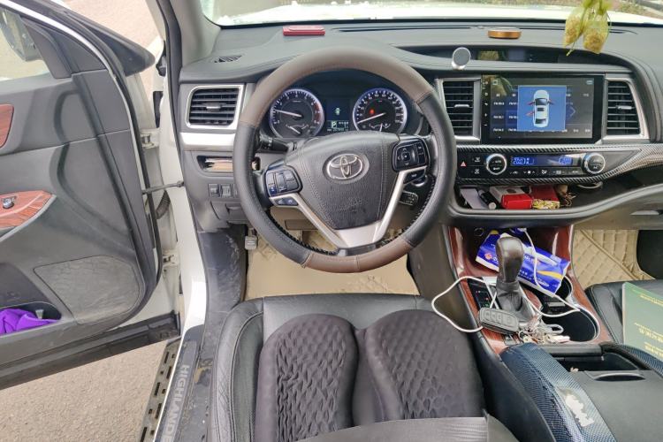 Used Toyota Highlander 2015 2.0T Four-Wheel Drive Luxury Edition 7-Seater Steering Wheel