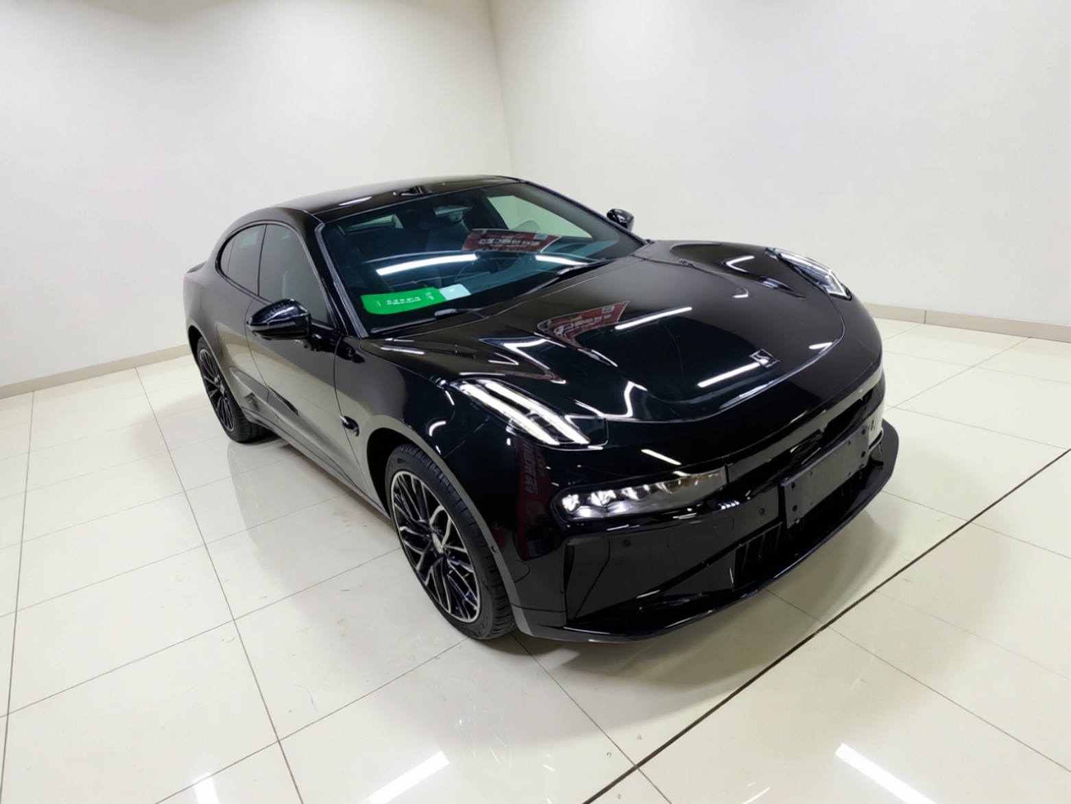Zeekr 001 2024 YOU Edition 100 kWh All-Wheel Drive — снимка 3