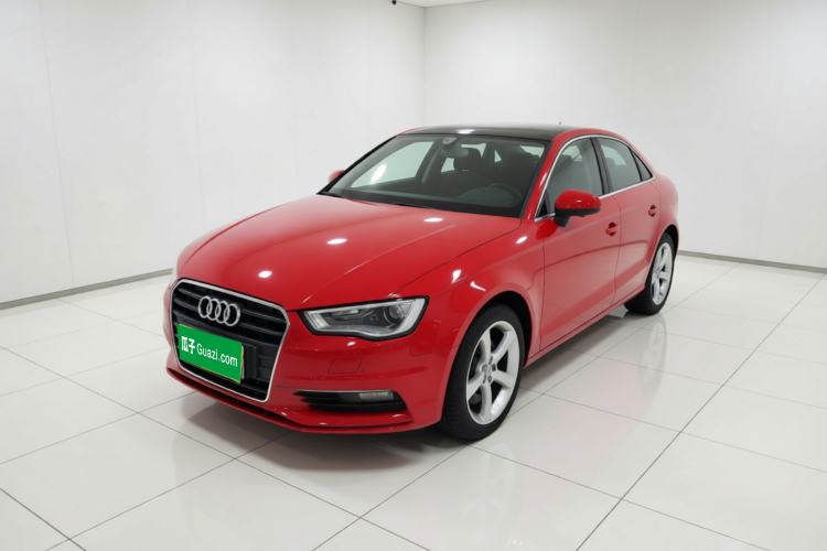 Used Audi A3 2014 Limousine 35 TFSI Automatic Comfort Model Guazi used car, China used car export, Used car for sale, Used cars, Cheapest cars for sale