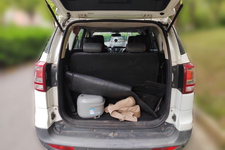 Used HYOSOW S3 2014 1.5L Comfort Version China IV Emission Standard Trunk