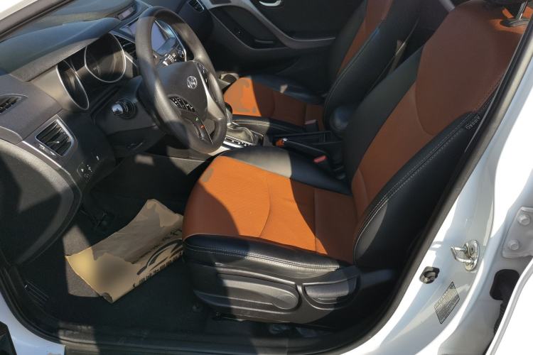 Used Hyundai Elantra (5th Generation / Langdong) 2016 1.6L Automatic Prestige Model