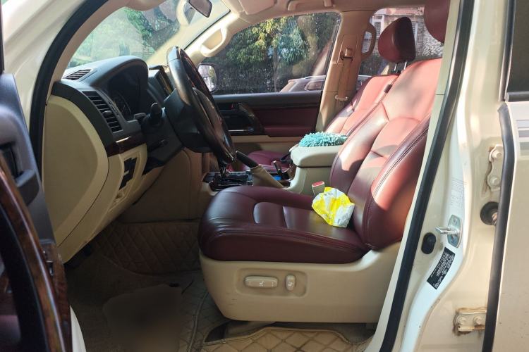 Used Toyota Land Cruiser 2018 4.0 Iron-Wheel Refrigerator Basic Version with No Electric Base Middle East Market