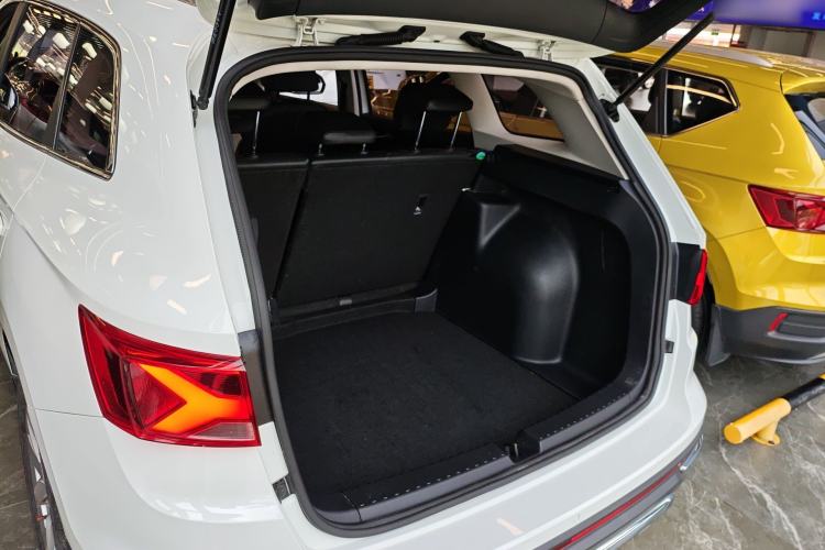 Used Jetta VS7 2020 1.4T Automatic Enjoyment Model Trunk